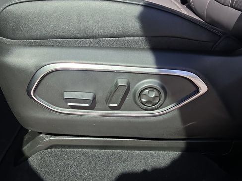 New 2026 Jeep Grand Wagoneer Limited AWD/4WD image 15