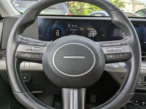 Used 2024 Hyundai Kona SEL FWD image 23