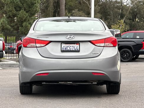 Used 2013 Hyundai Elantra Limited image 4