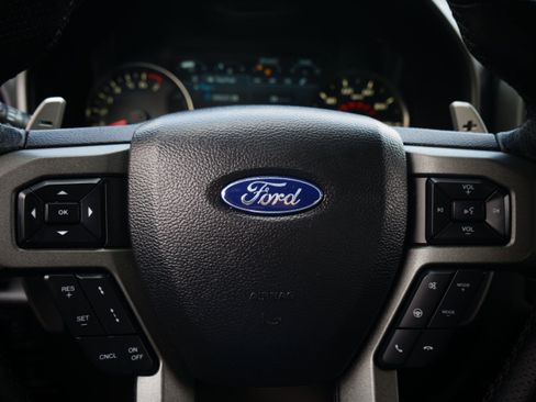 Used 2019 Ford F150 Raptor w/ Equipment Group 802A Luxury AWD/4WD image 19