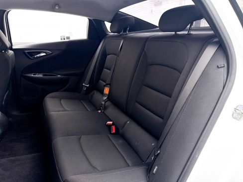 Used 2024 Chevrolet Malibu RS FWD image 26