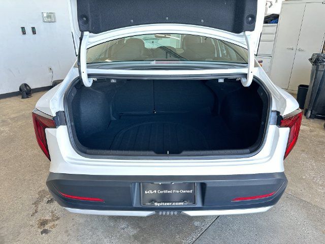 Certified 2025 Kia K4 FWD image 21