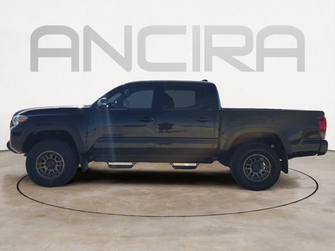 Used 2023 Toyota Tacoma 4x4 Double Cab image 7