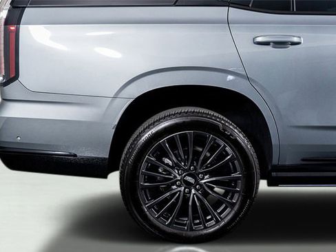 Used 2025 Cadillac Escalade Sport Platinum image 5