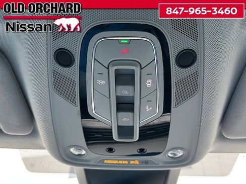 Used 2022 Audi e-tron Premium image 18