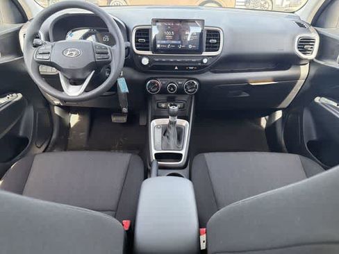 New 2026 Hyundai Venue SE image 12