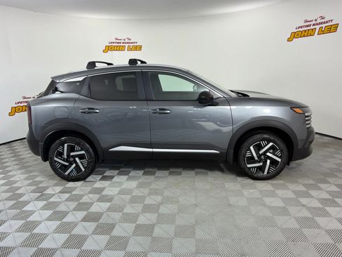 New 2026 Nissan Kicks SV w/ Cold Weather Package FWD image 7