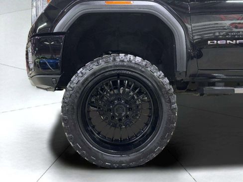 Used 2022 GMC Sierra 3500 Denali w/ Denali Ultimate Package image 69