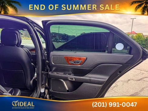 Used 2020 Lincoln Continental w/ Equipment Group 500A FWD image 15