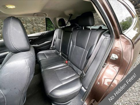 Used 2020 Subaru Outback Limited AWD/4WD image 21