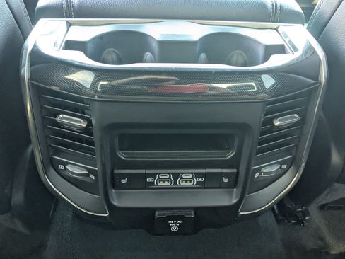 Used 2022 RAM 1500 Laramie AWD/4WD image 31