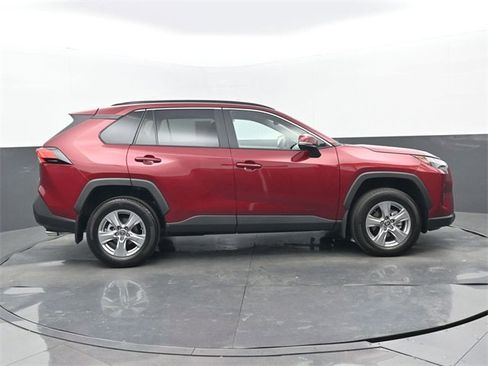 Used 2025 Toyota RAV4 XLE w/ Convenience Package image 2