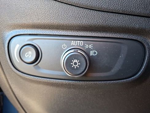 Certified 2024 Chevrolet Equinox LT w/ LPO, Floor Liner Package image 23