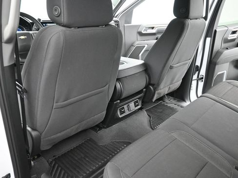 Used 2025 Chevrolet Silverado 1500 LT AWD/4WD image 9