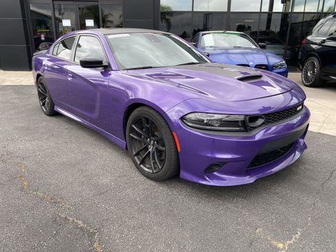 Used 2023 Dodge Charger Scat Pack w/ Daytona Edition Group RWD image 2