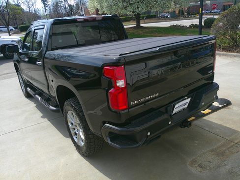 Used 2024 Chevrolet Silverado 1500 LTZ w/ LTZ Premium Package image 9