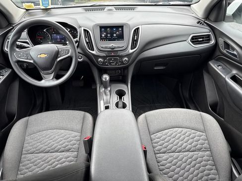 Used 2019 Chevrolet Equinox LT w/ LPO, Floor Liner Package FWD image 18