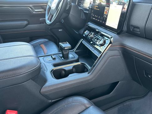 Certified 2024 GMC Sierra 1500 AT4 w/ Technology Package AWD/4WD image 16