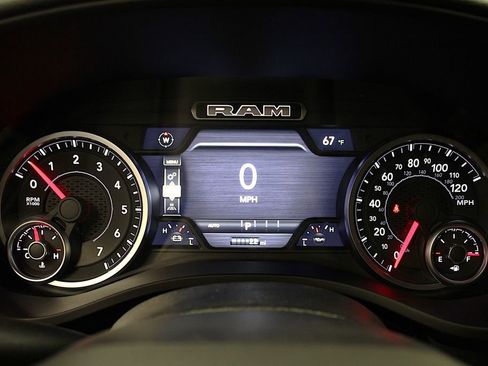 New 2026 RAM 1500 4x4 Crew Cab image 10