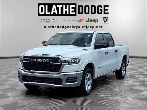 Used 2025 RAM 1500 Big Horn AWD/4WD image 1