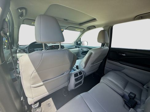 Used 2021 Honda Pilot Special Edition image 24