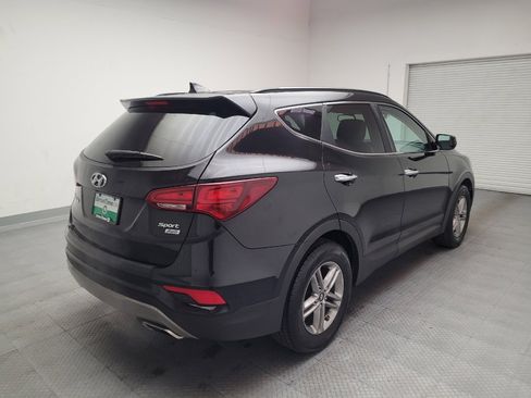 Used 2017 Hyundai Santa Fe Sport image 9