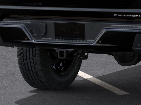 New 2026 GMC Canyon Denali AWD/4WD image 14