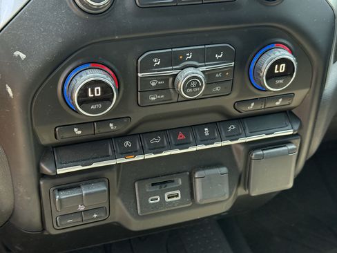 Used 2019 Chevrolet Silverado 1500 LT w/ Texas Edition RWD image 22