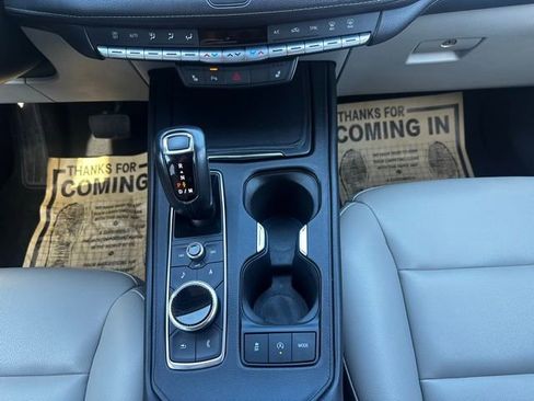 Used 2019 Cadillac XT4 Luxury w/ Cold Weather Package image 24