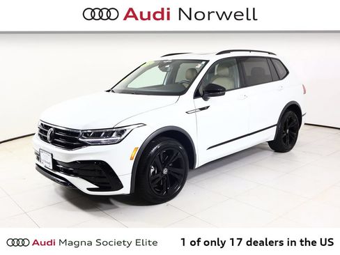 Used 2024 Volkswagen Tiguan SE R-Line AWD/4WD image 9