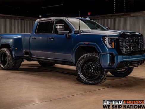 Used 2026 GMC Sierra 3500 Denali Ultimate AWD/4WD image 1