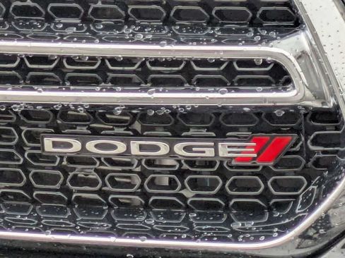 Used 2020 Dodge Durango SXT AWD/4WD image 11