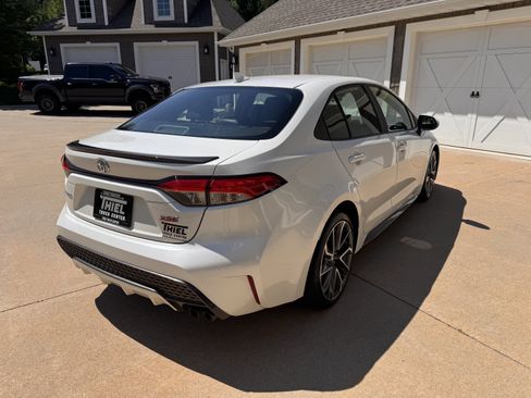 Used 2020 Toyota Corolla XSE FWD image 8