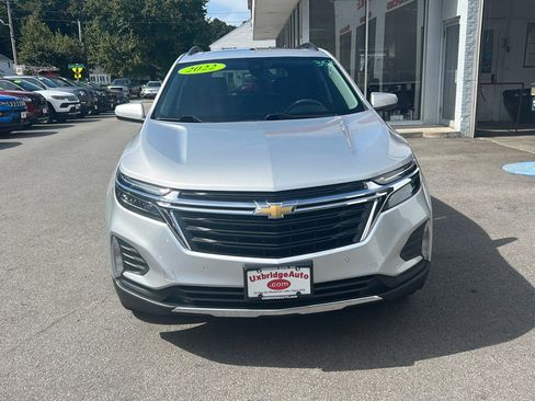 Used 2022 Chevrolet Equinox LT image 3