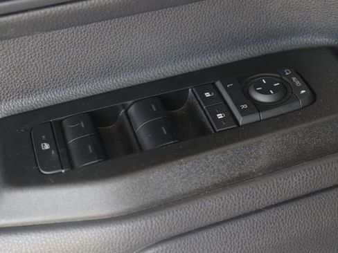 Used 2024 Toyota Land Cruiser image 24