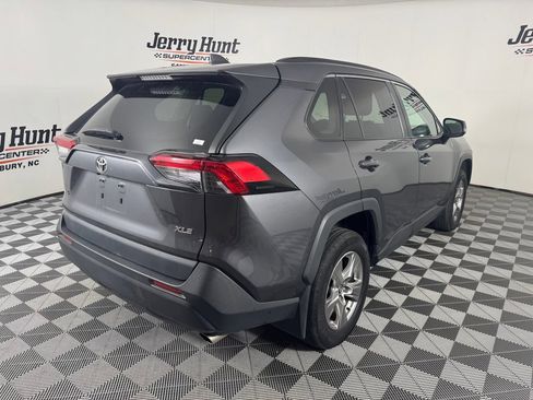 Used 2024 Toyota RAV4 XLE w/ Convenience Package FWD image 7