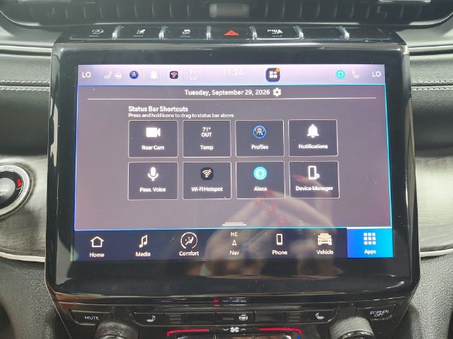 Used 2023 Jeep Grand Cherokee Limited AWD/4WD image 32