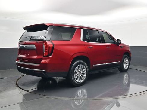 Used 2023 GMC Yukon SLT w/ SLT Premium Package AWD/4WD image 5