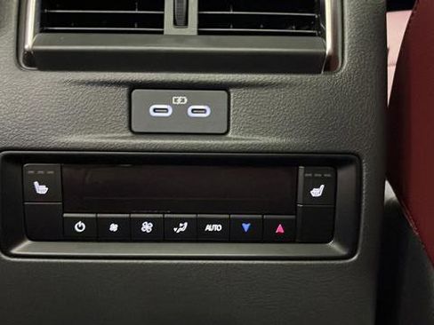 Used 2025 MAZDA CX-70 3.3 Turbo S w/ Premium Package image 36