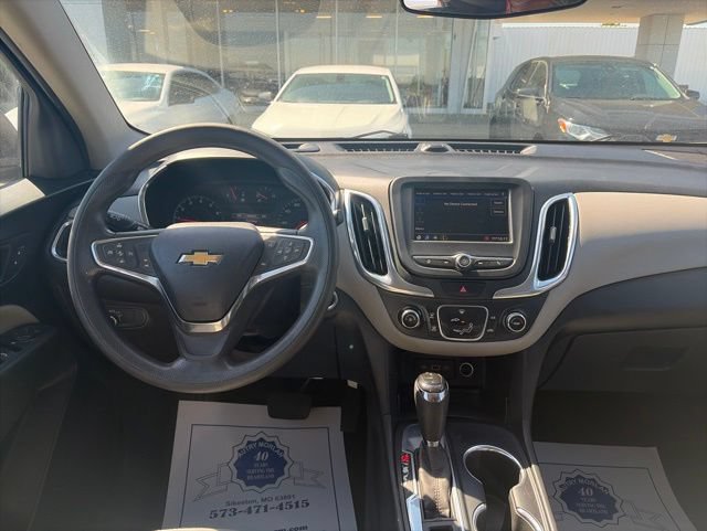 Used 2020 Chevrolet Equinox LS w/ LS Convenience Package FWD image 13