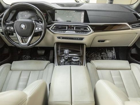 Used 2019 BMW X5 xDrive40i w/ Premium Package 2 AWD/4WD image 8