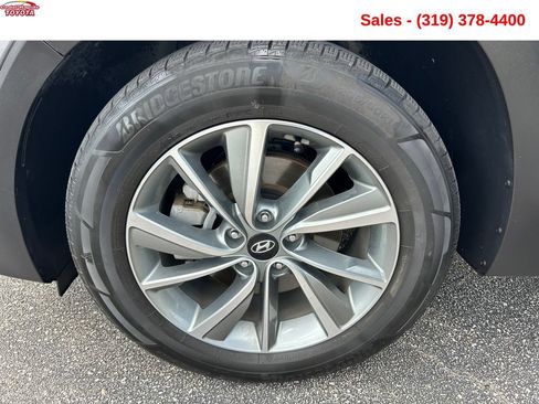 Used 2019 Hyundai Santa Fe SEL AWD/4WD image 23