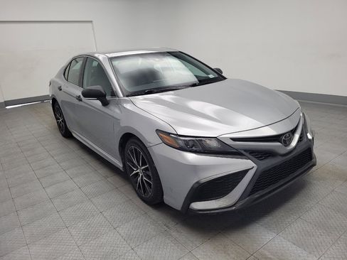 Used 2022 Toyota Camry SE image 13