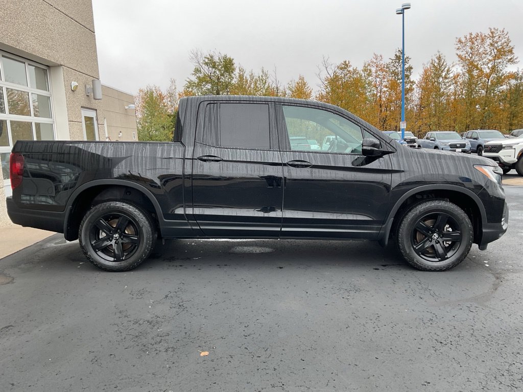 Used 2022 Honda Ridgeline Black Edition image 4