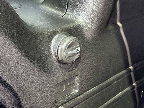 Used 2022 Jeep Wrangler Unlimited Sport AWD/4WD image 12