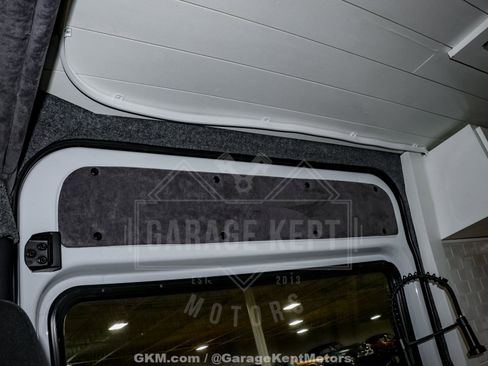 Used 2020 Mercedes-Benz Sprinter 2500 image 96