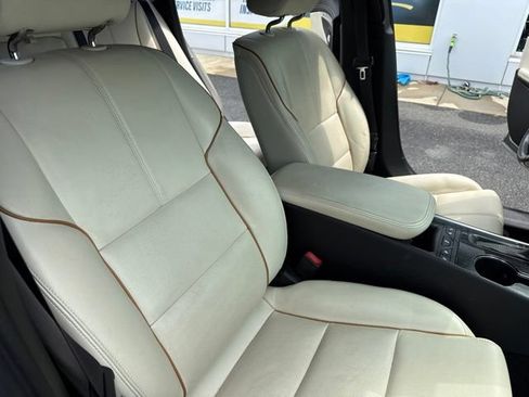 Used 2019 Chevrolet Impala Premier FWD image 23