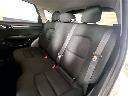 Used 2017 MAZDA CX-5 Sport image 19