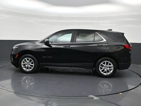 Used 2024 Chevrolet Equinox LT FWD image 2