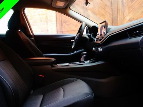 Certified 2025 Nissan Altima 2.5 SV image 45